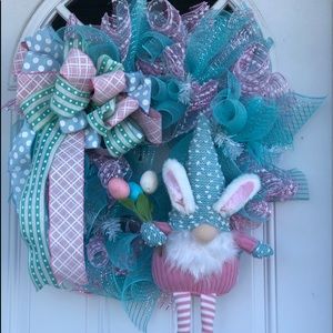 deco mesh Easter wreath